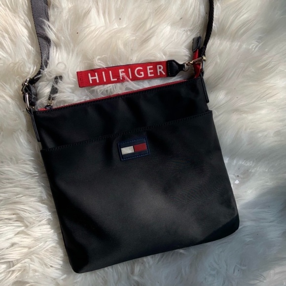 Tommy Hilfiger Handbags - Tommy Hilfiger Bag